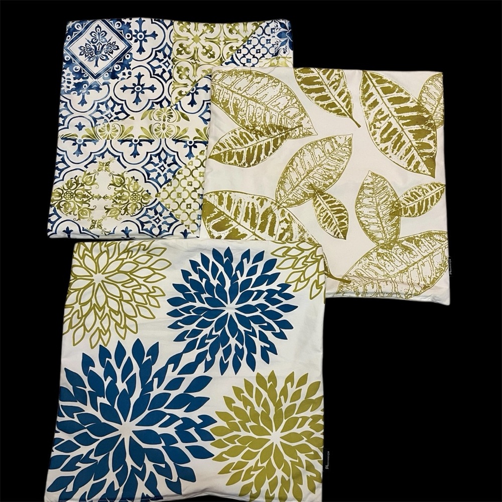 5/$20 Set of Three Decorative Pillow Covers 17 x 17
